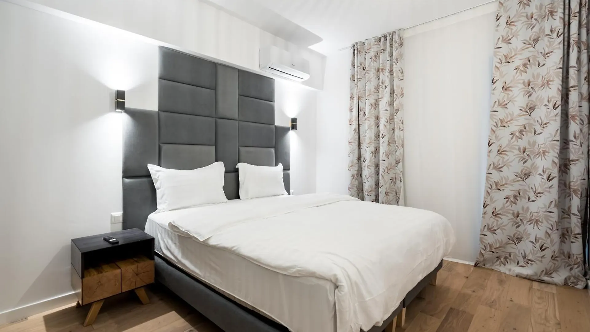 The Velvet Grey Apartment Bucharest
