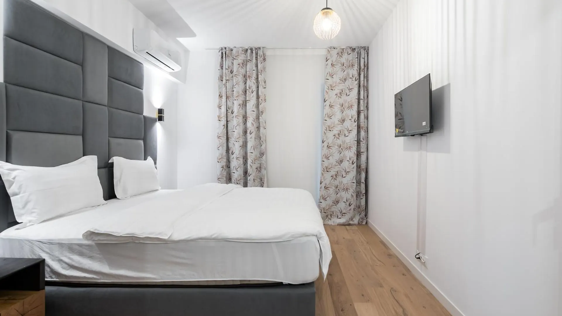 The Velvet Grey Apartment Bucharest