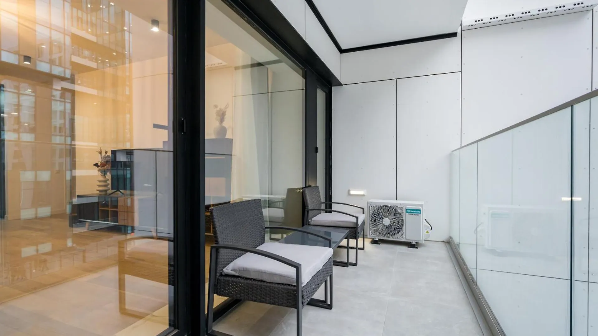 The Velvet Grey Apartment Bucharest