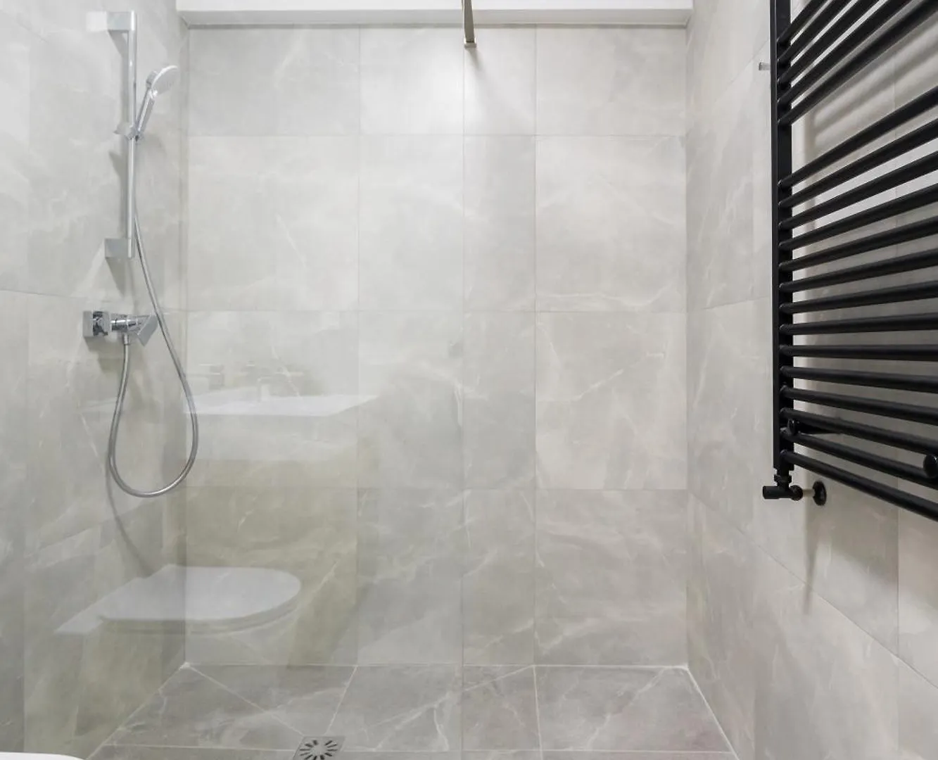 The Velvet Grey Apartment Bucharest